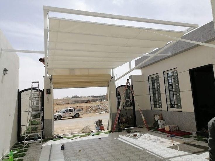 مظلات متحركة يدوي